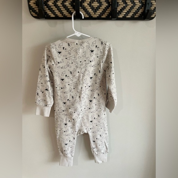 Little Bipsy Triangle 2 Way Zip Romper - Almond Off White - Size 2T - 3T - Picture 6 of 7